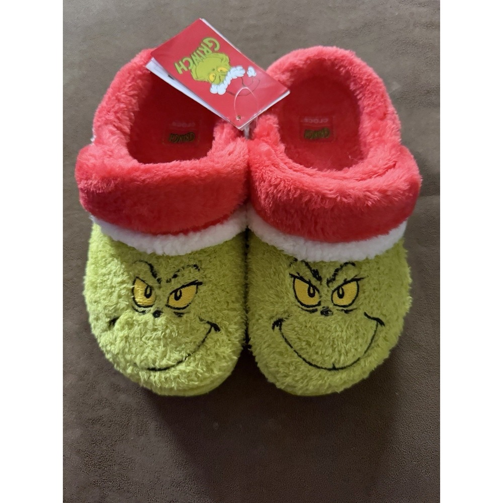Crocs The Grinch Classic Lined Clog Shoes Big Kids Youth Size 2 Green Red NEW